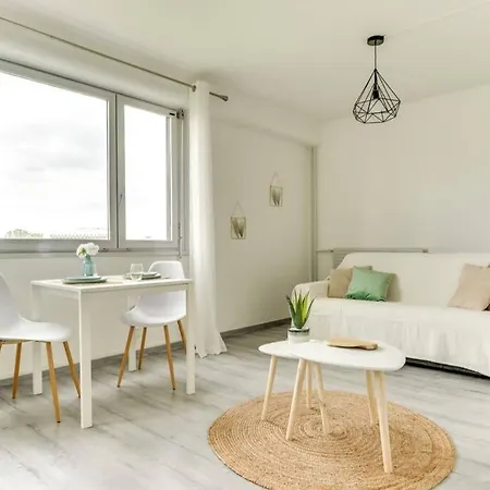 Jolie Studio Cosy A Evry-Courcouronnes 公寓